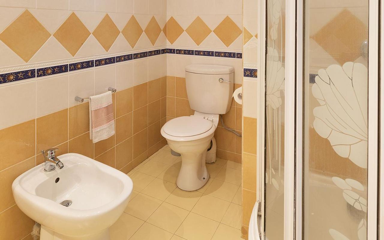 Apartment Orchid Гранд-Бэй Экстерьер фото
